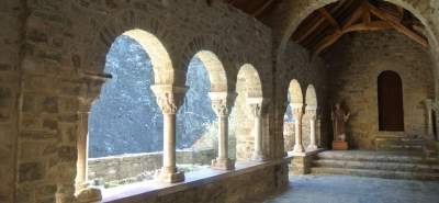 Dans l'abbaye