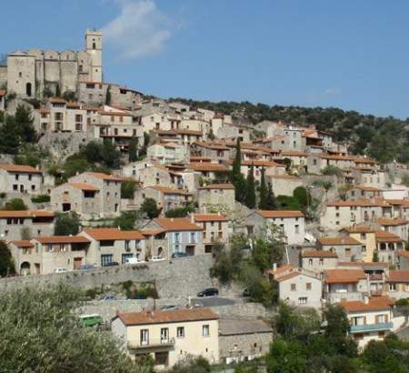 Découvrez le village d'Eus, un des plus beaux villages de France